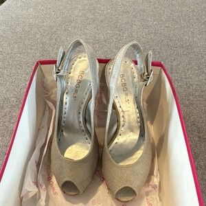 BCBGirls Slingback Platform Heels Silver Linen Buckle Block Peep Toe. Sz 6M.Y2K